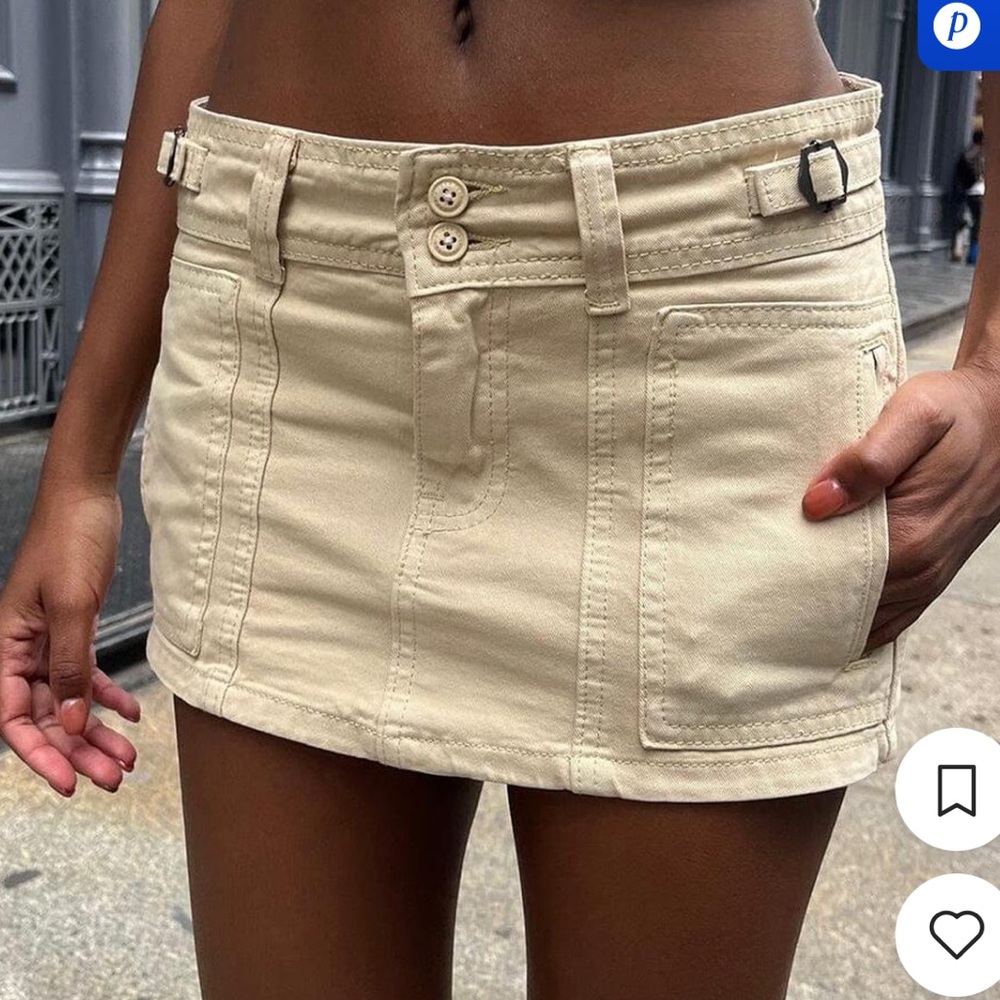 Brandy Melville John Galt mini cargo skirt size small